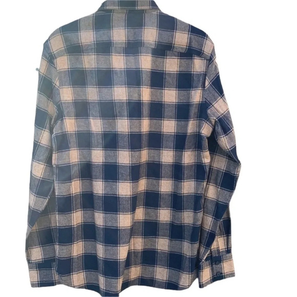Treasure Bond men’s size large flannel - Picture 2 of 4